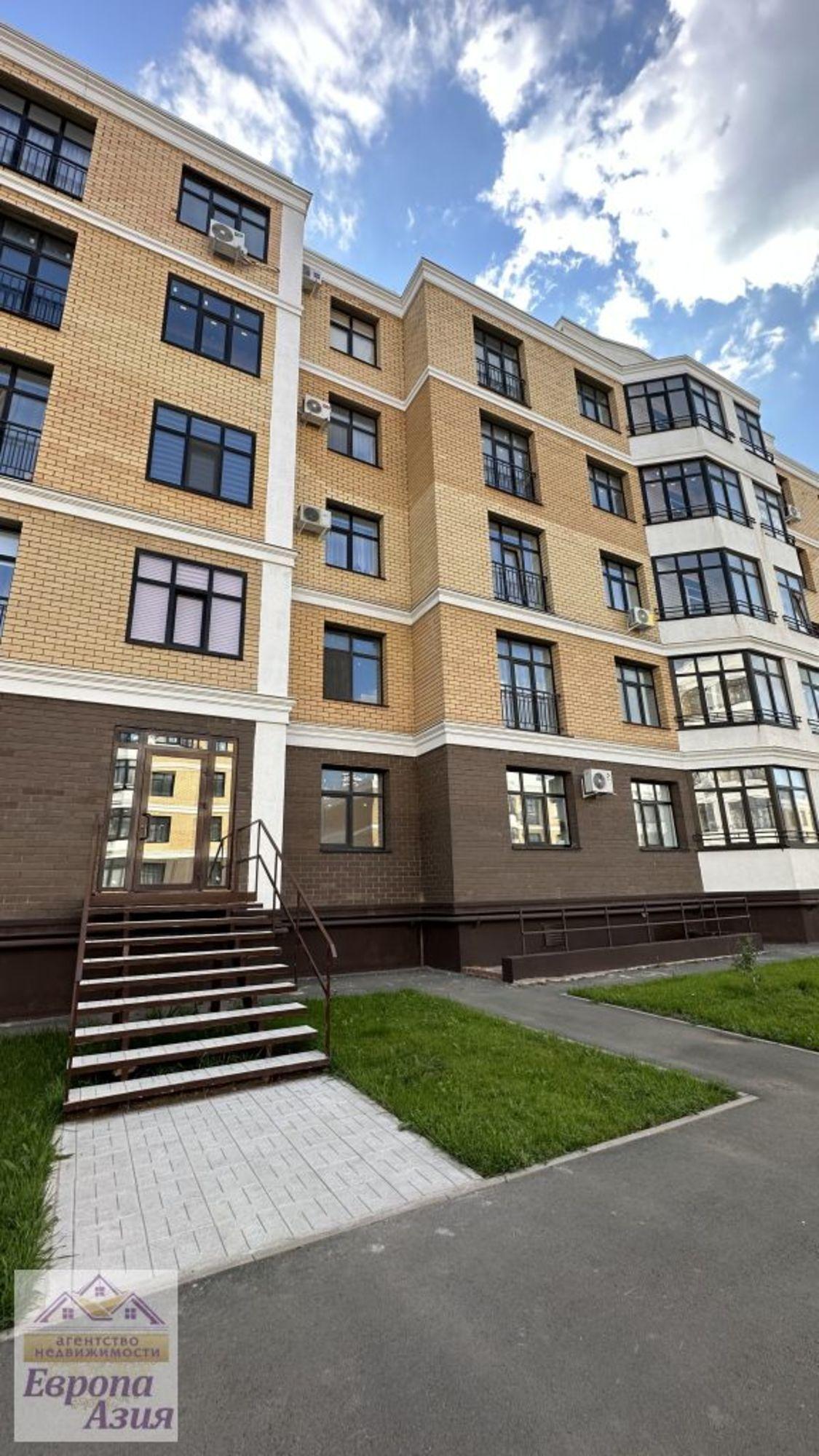 Купить квартиру за 5 200 000 рублей на Ильи Глазунова ул, 2