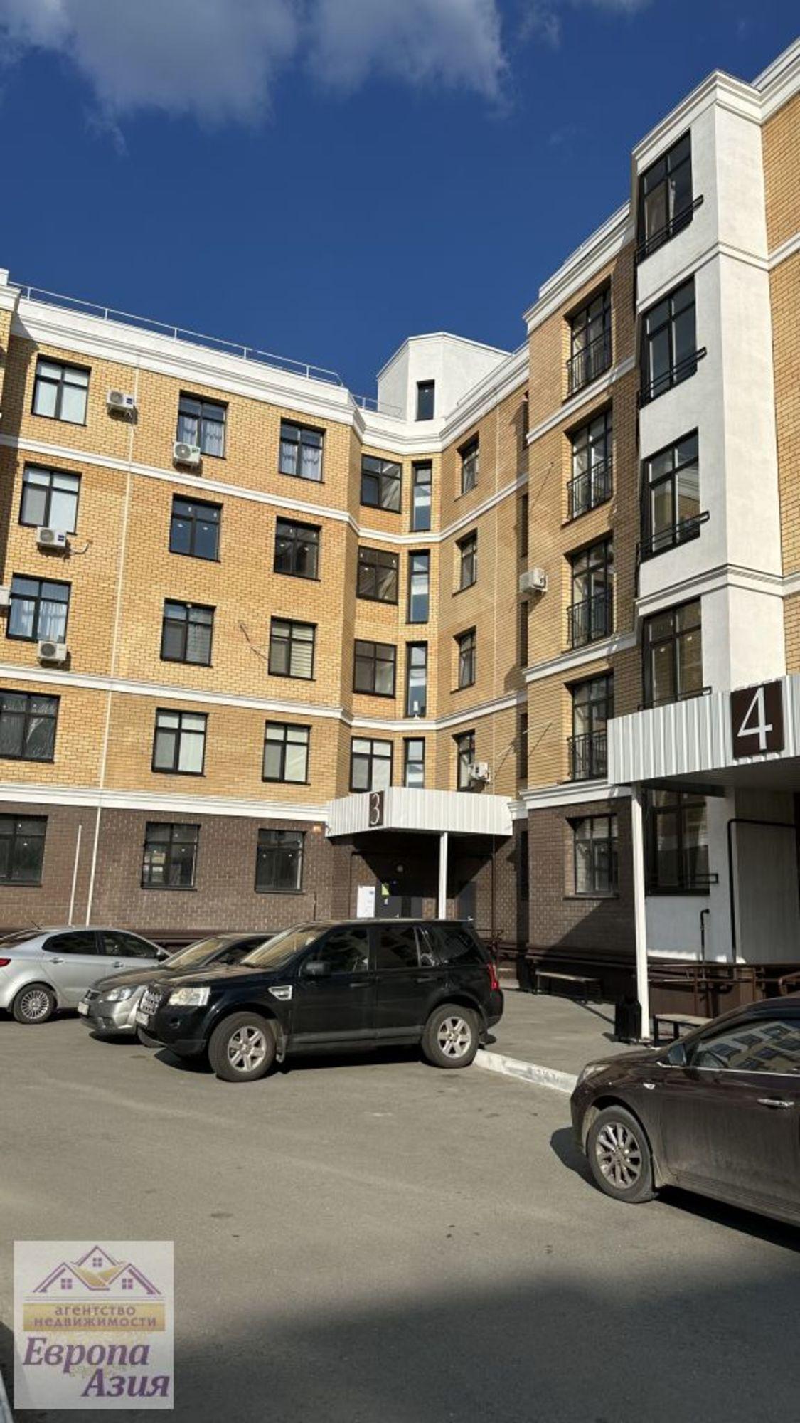 Купить квартиру за 5 200 000 рублей на Ильи Глазунова ул, 2