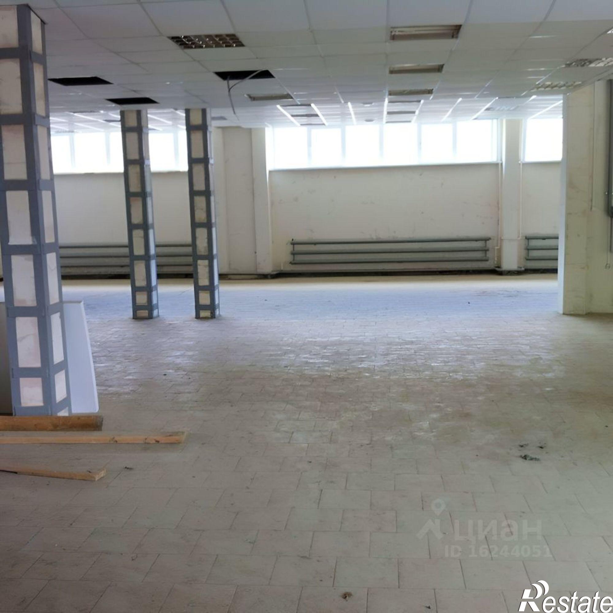 Сдать торговое помещение за 60 000 рублей на Советская улица, 100А