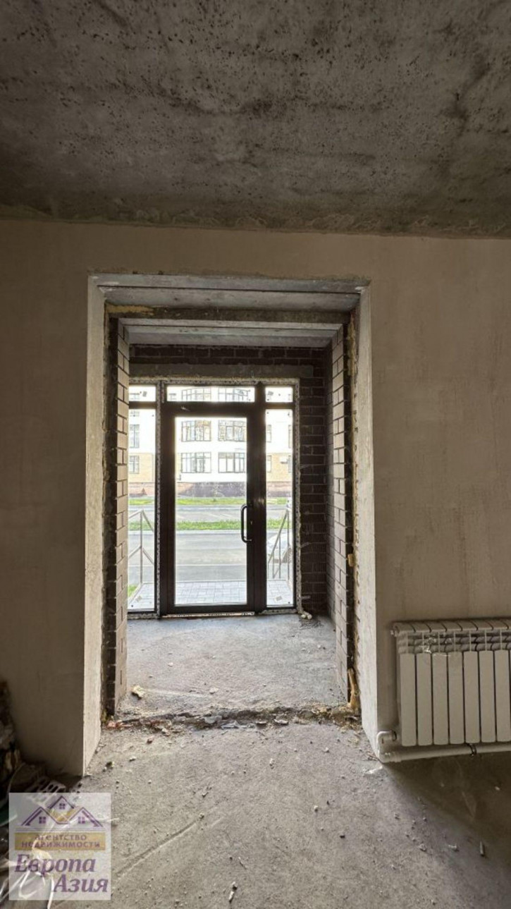 3-комн квартира Ильи Глазунова ул, 2