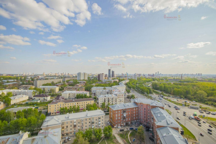 3-комн квартира Космонавтов 46/а
