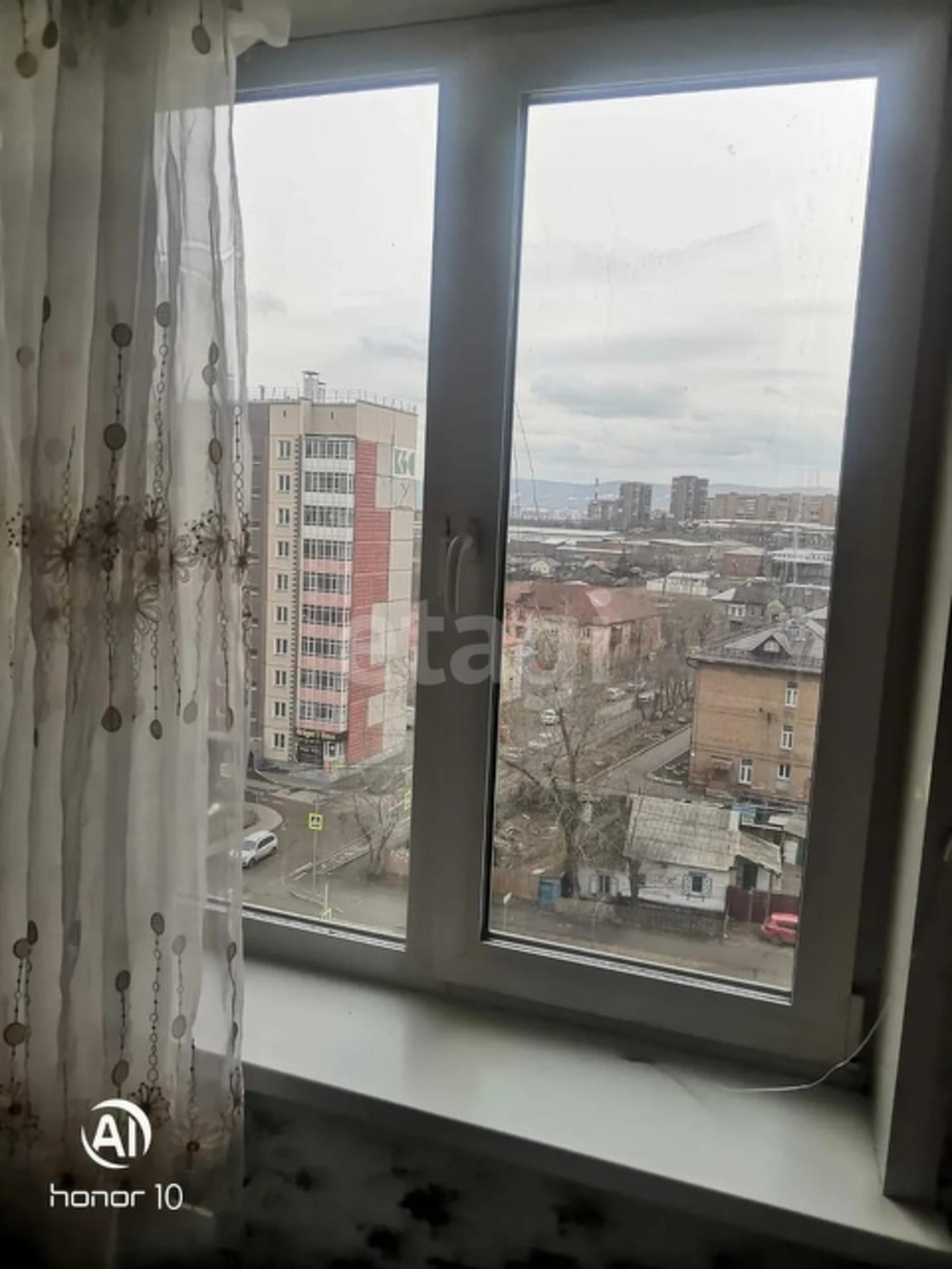 Купить студию за 1 350 000 рублей на улица Калинина