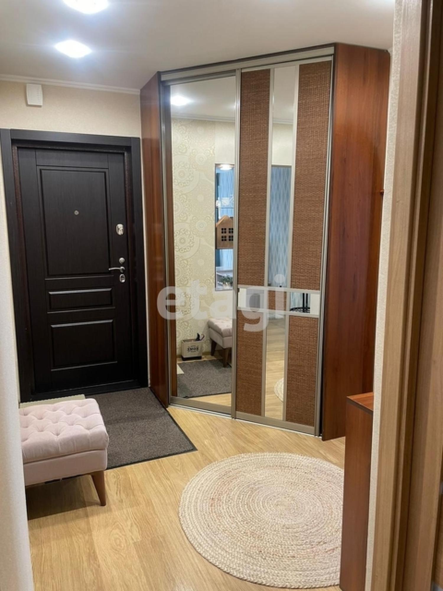 Купить квартиру за 5 950 000 рублей на Саянская улица