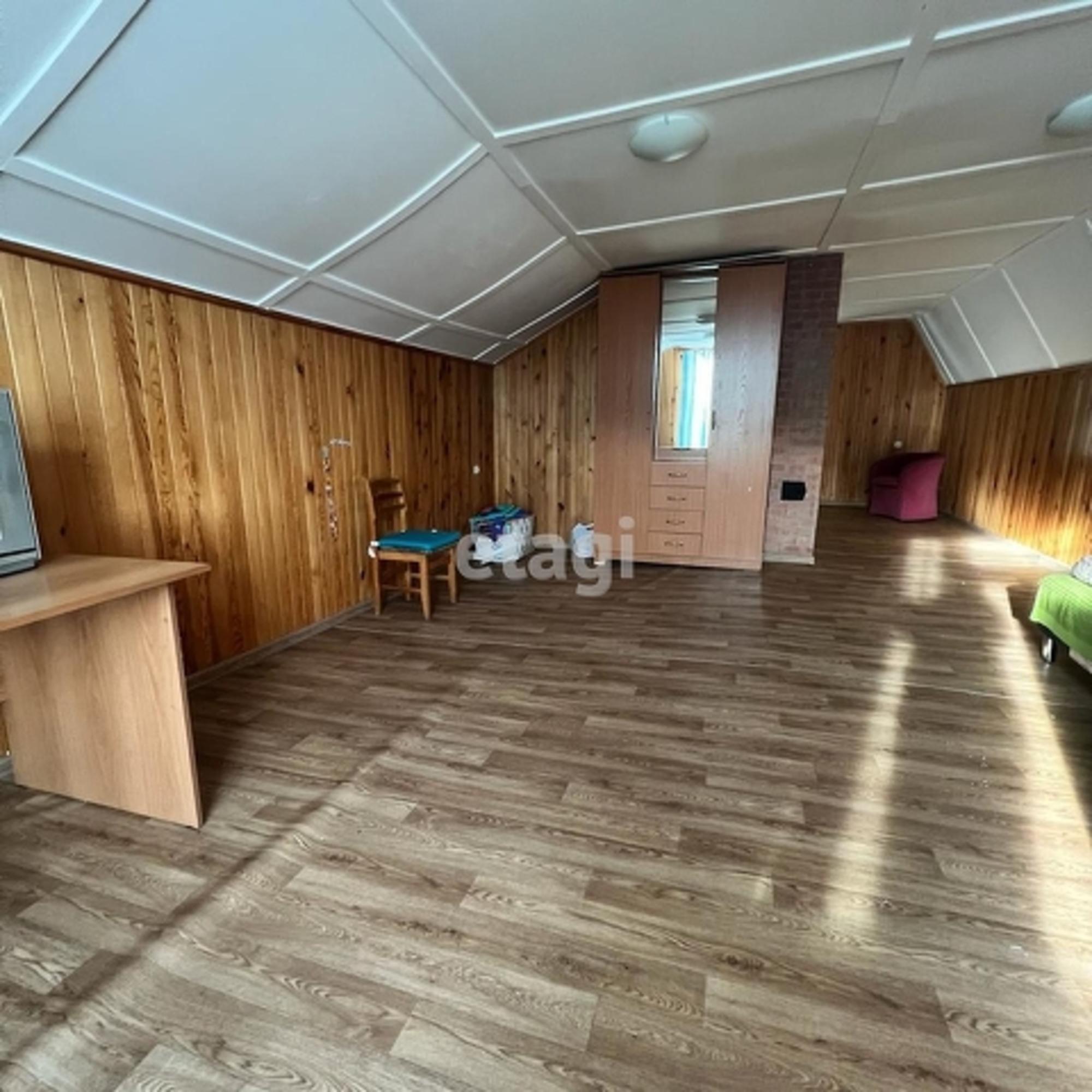 Купить дачу, дом, коттедж за 6 000 000 рублей на Array