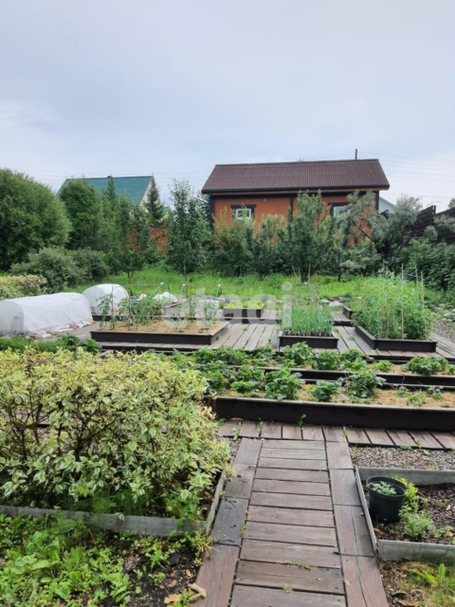 Купить дачу, дом, коттедж за 10 500 000 рублей на Кооперативная улица