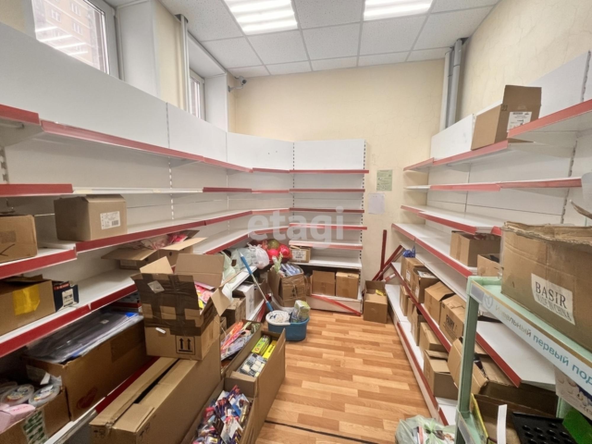 Купить торговое помещение за 6 000 000 рублей на Норильская улица