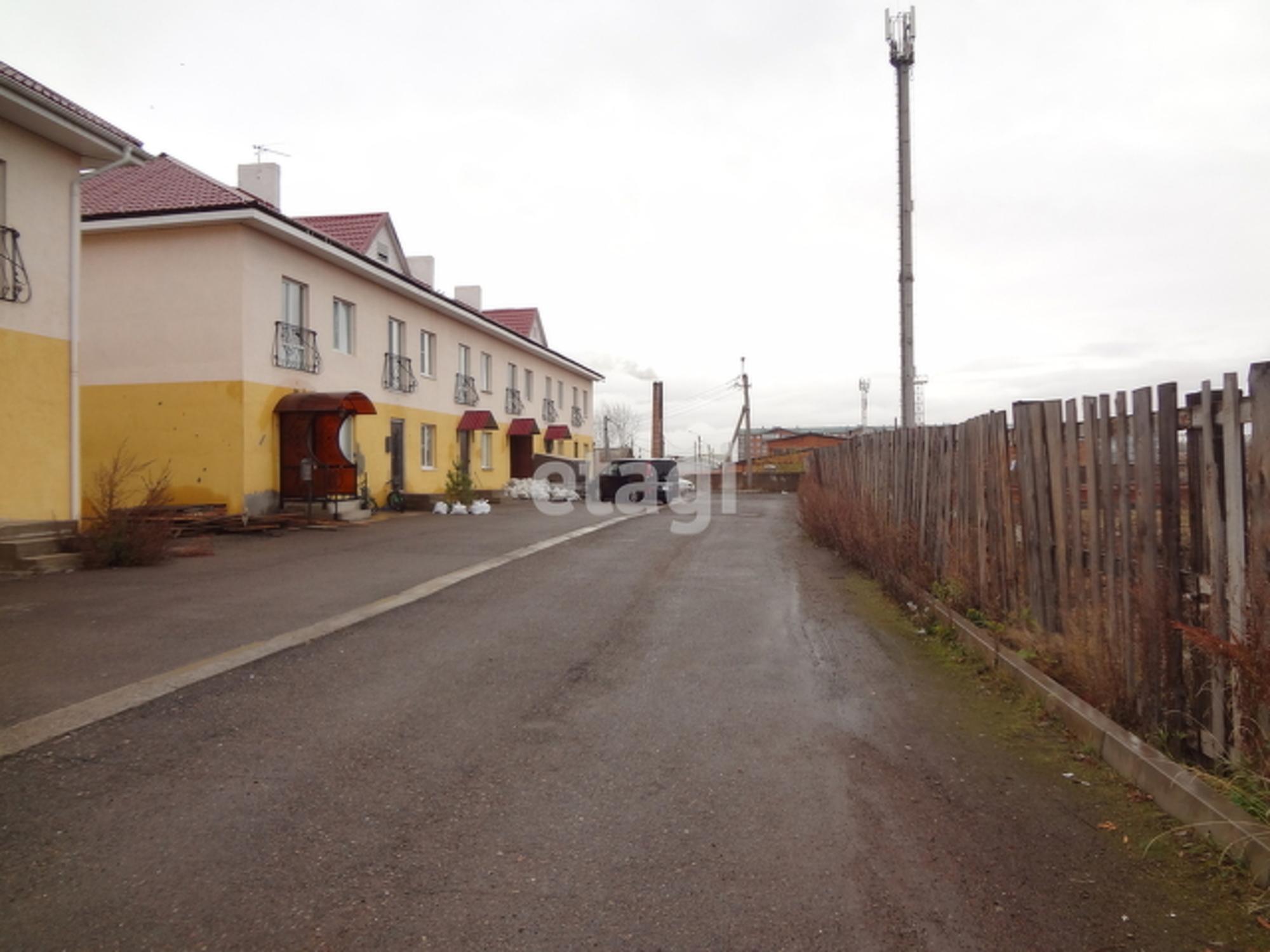 Купить дачу, дом, коттедж за 4 400 000 рублей на Совхозный переулок