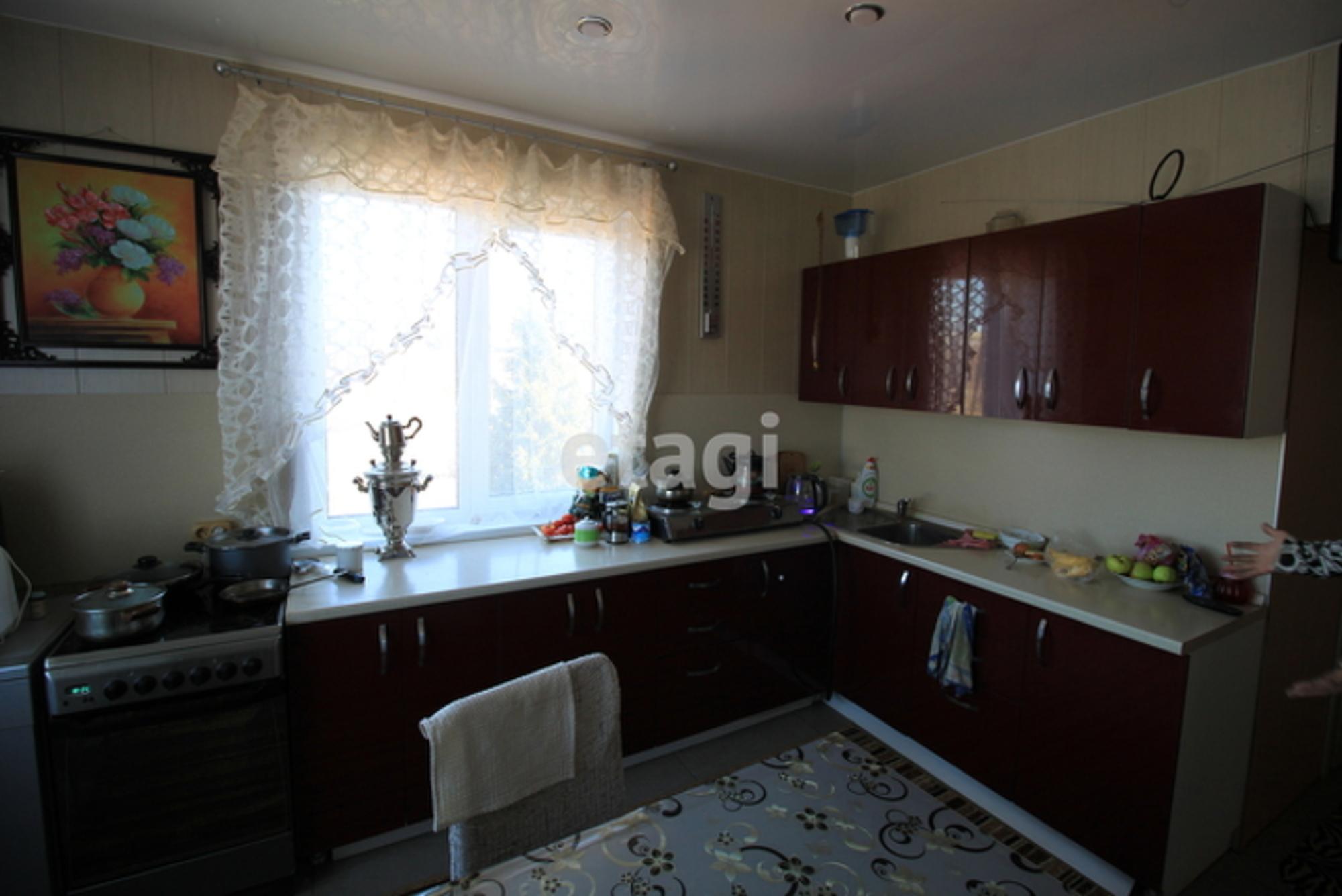 Купить дачу, дом, коттедж за 10 500 000 рублей на Трактовая улица