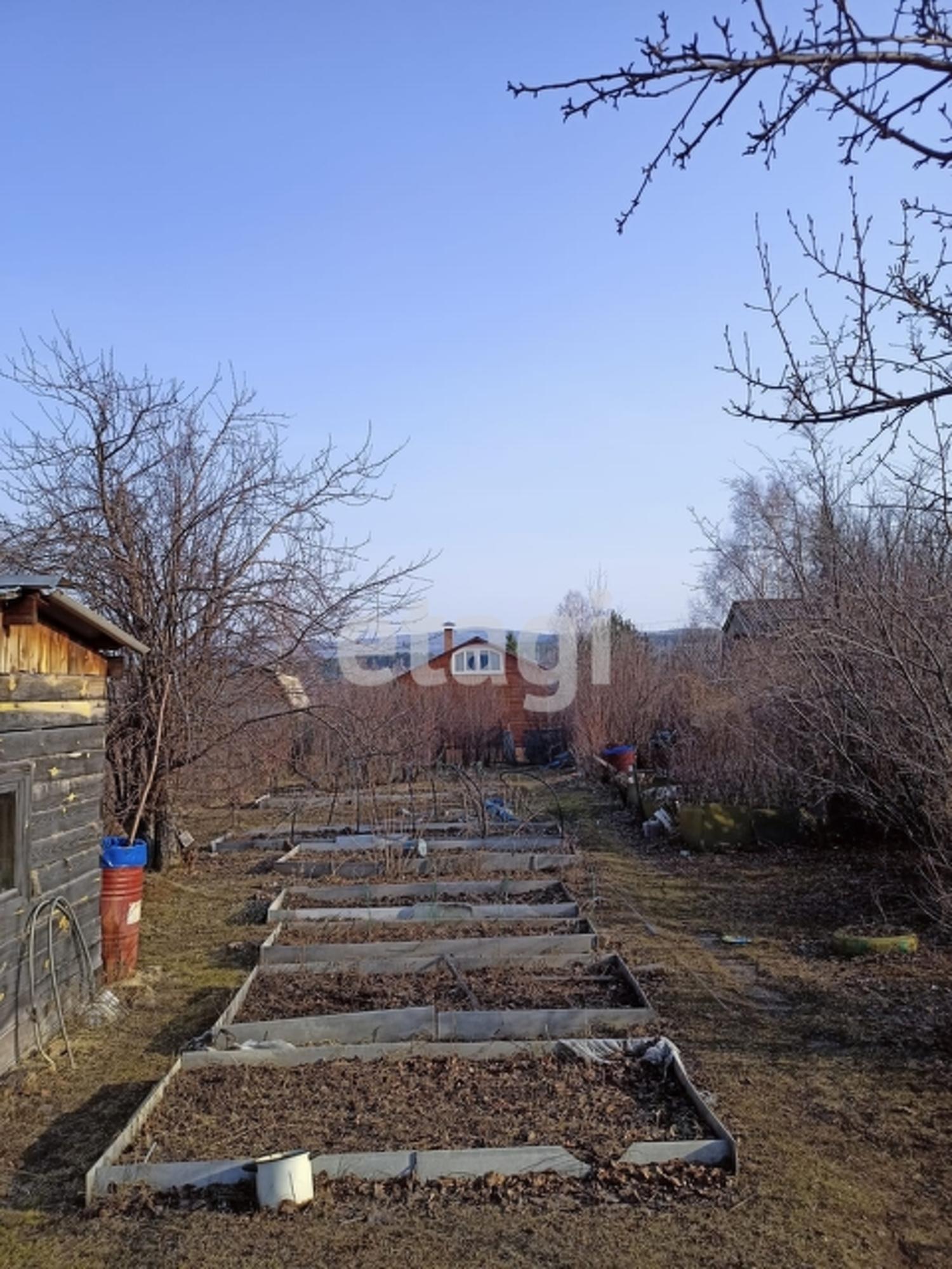 Купить дачу, дом, коттедж за 750 000 рублей на Array