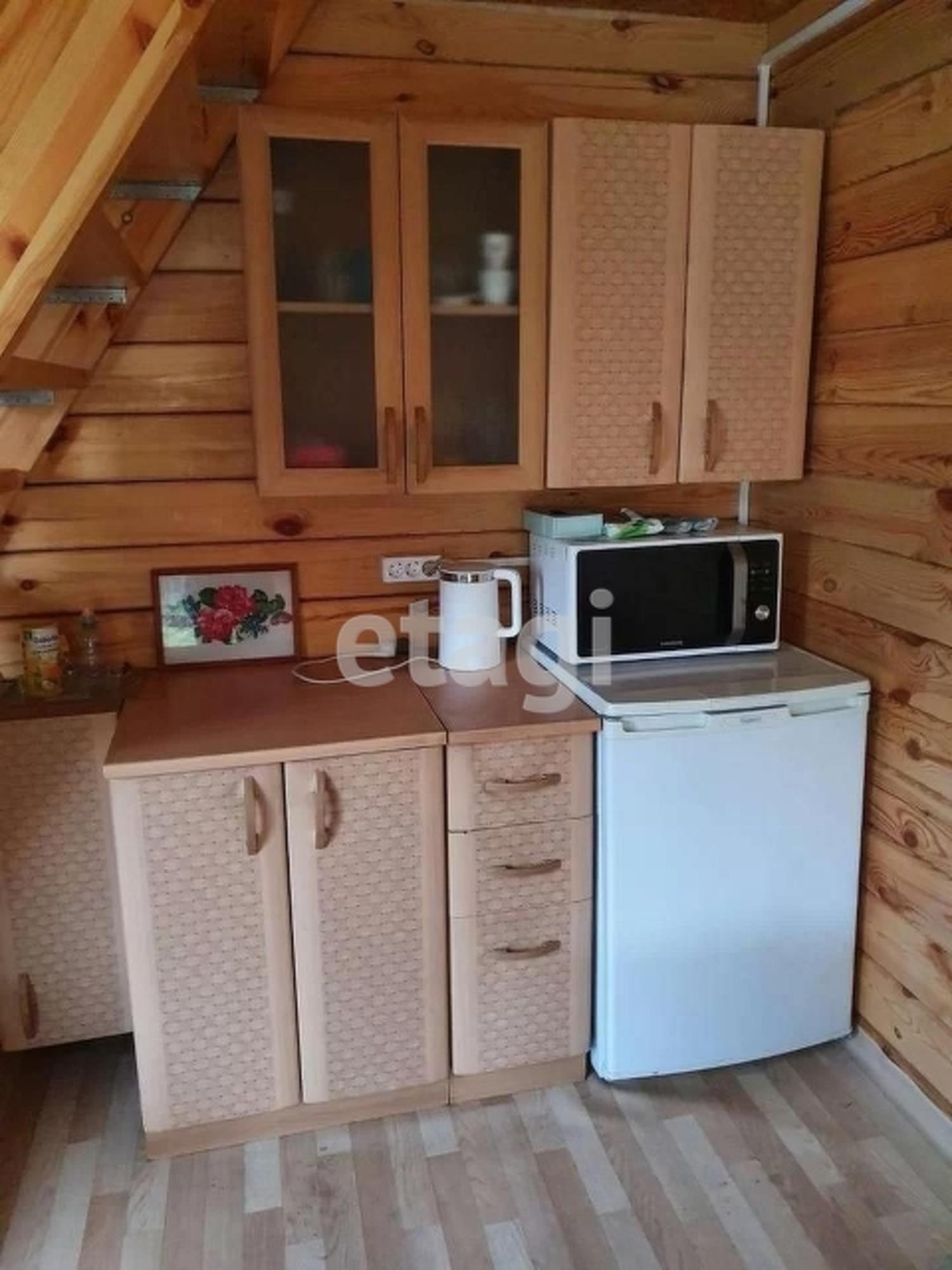 Купить дачу, дом, коттедж за 2 250 000 рублей на Array