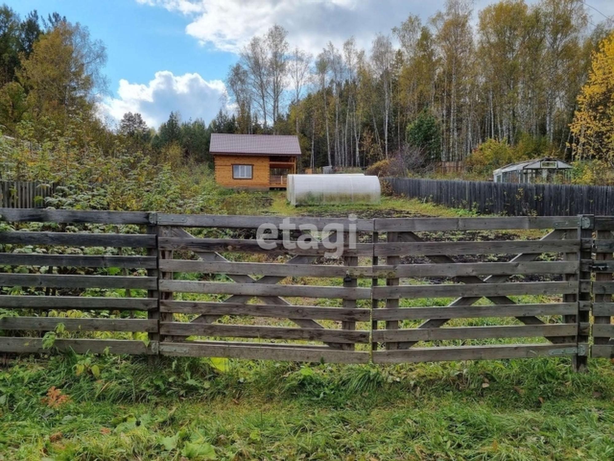 Купить дачу, дом, коттедж за 2 250 000 рублей на Array