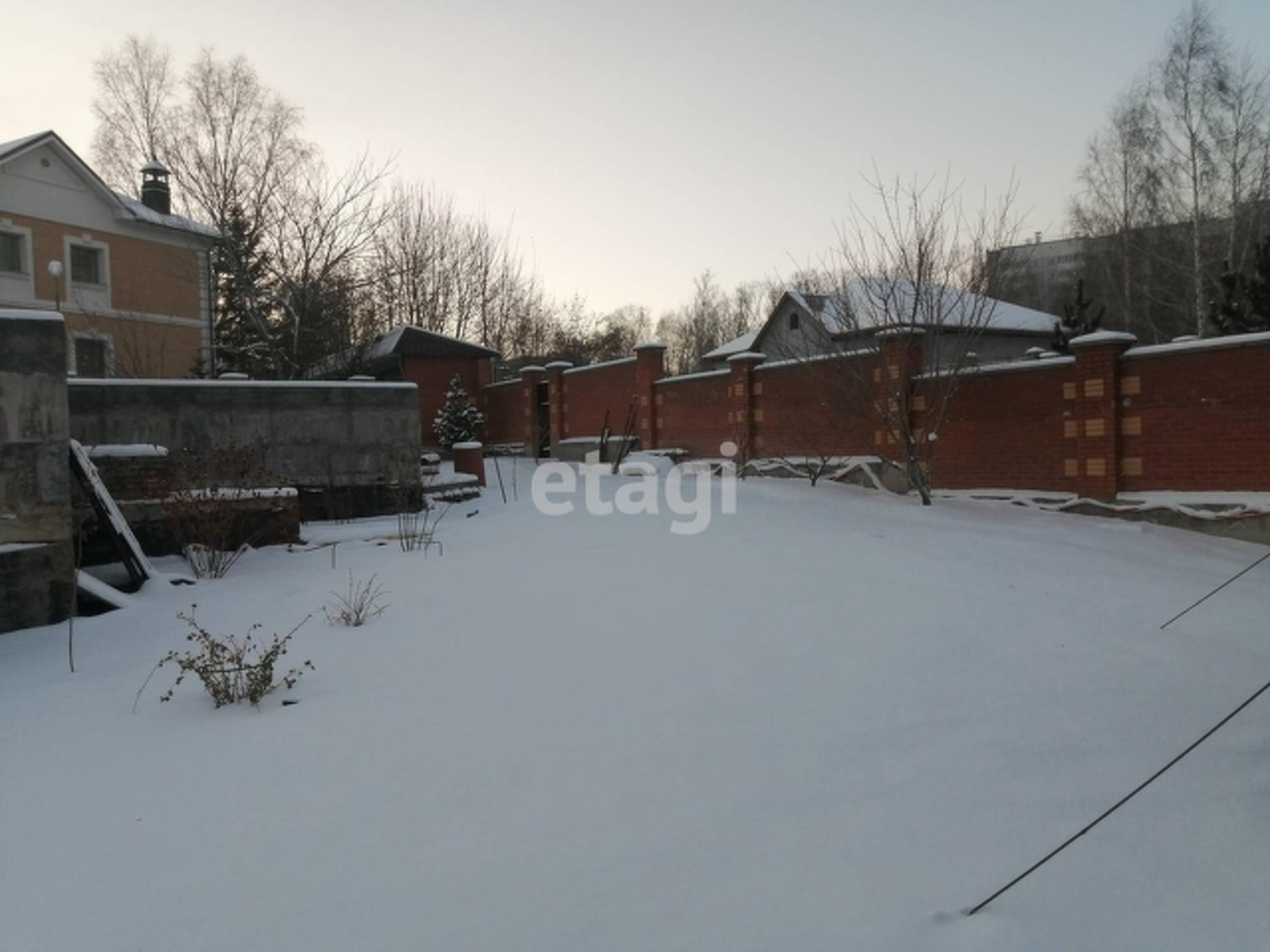 Купить дачу, дом, коттедж за 39 300 000 рублей на улица Петра Словцова