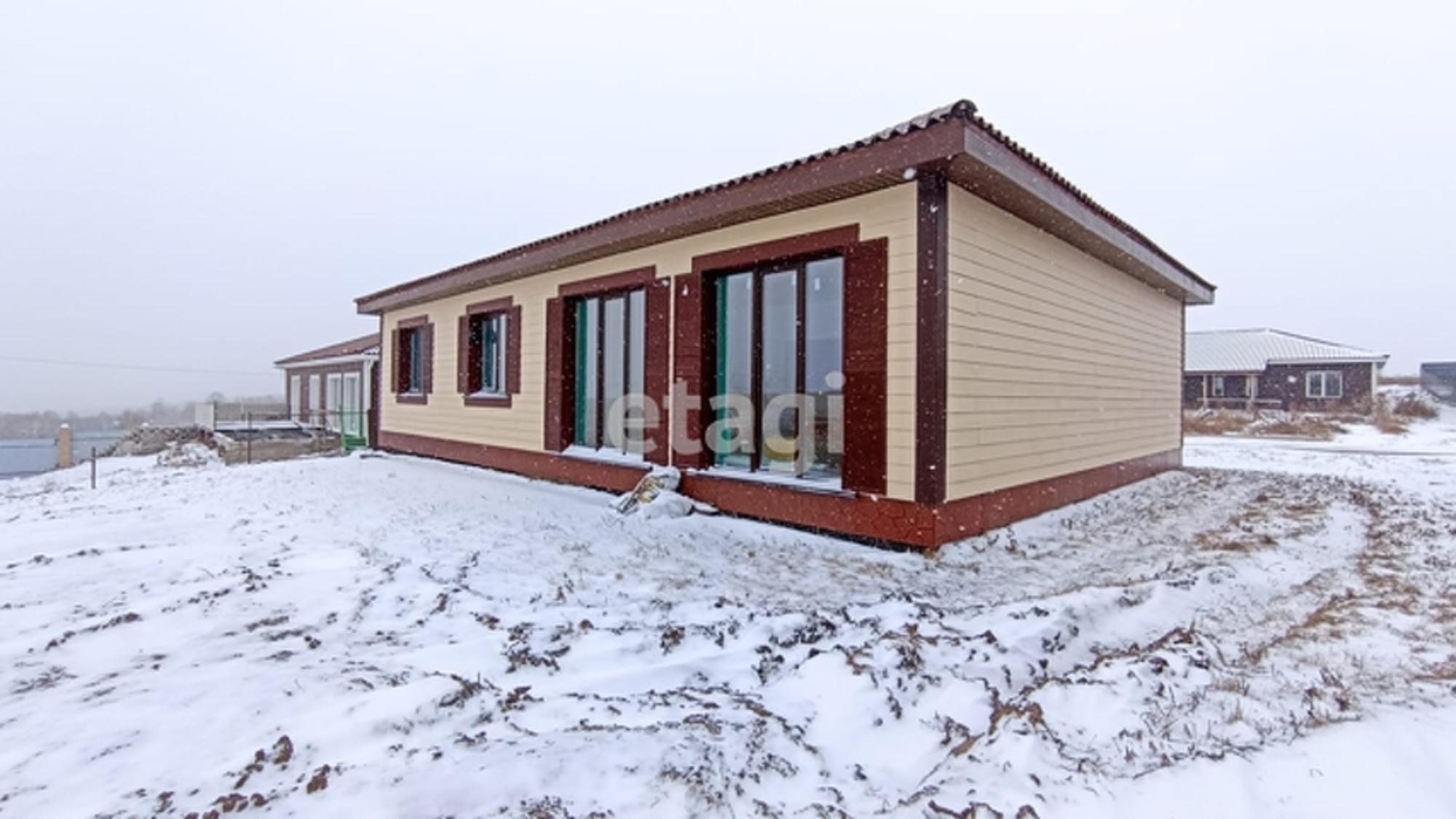 Купить дачу, дом, коттедж за 9 200 000 рублей на Зарничная улица