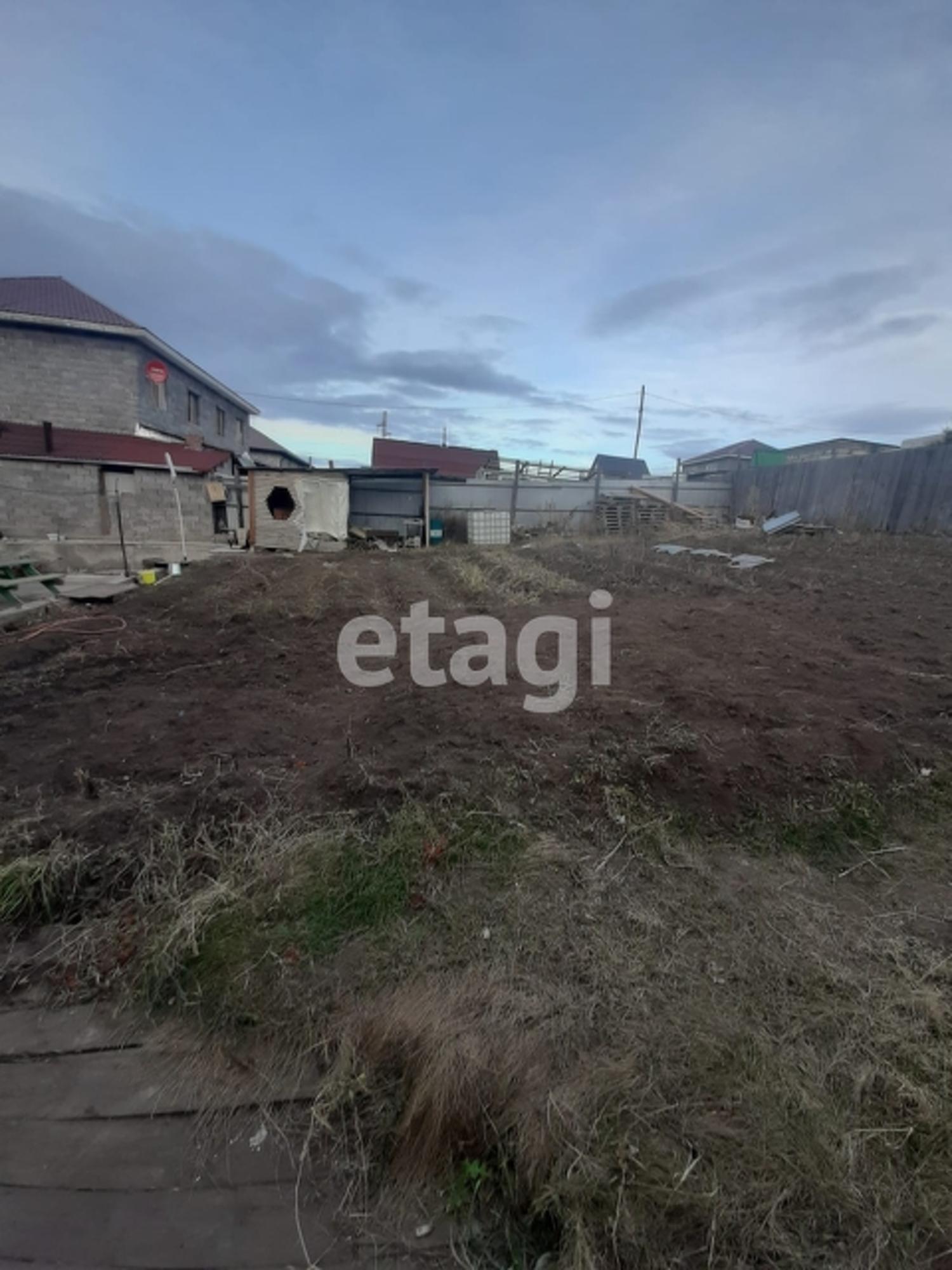 Купить дачу, дом, коттедж за 6 850 000 рублей на Array