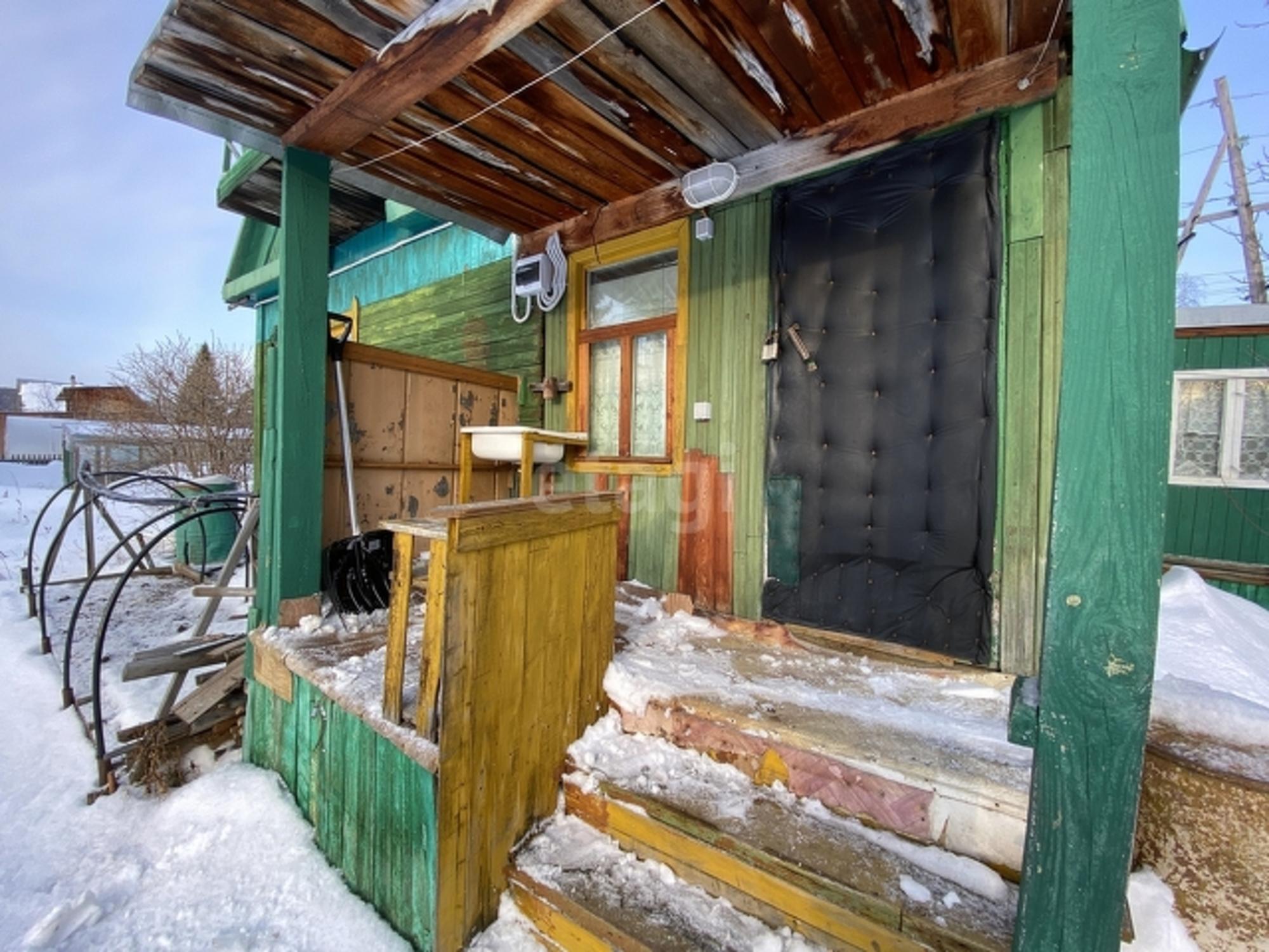 Купить дачу, дом, коттедж за 650 000 рублей на Array