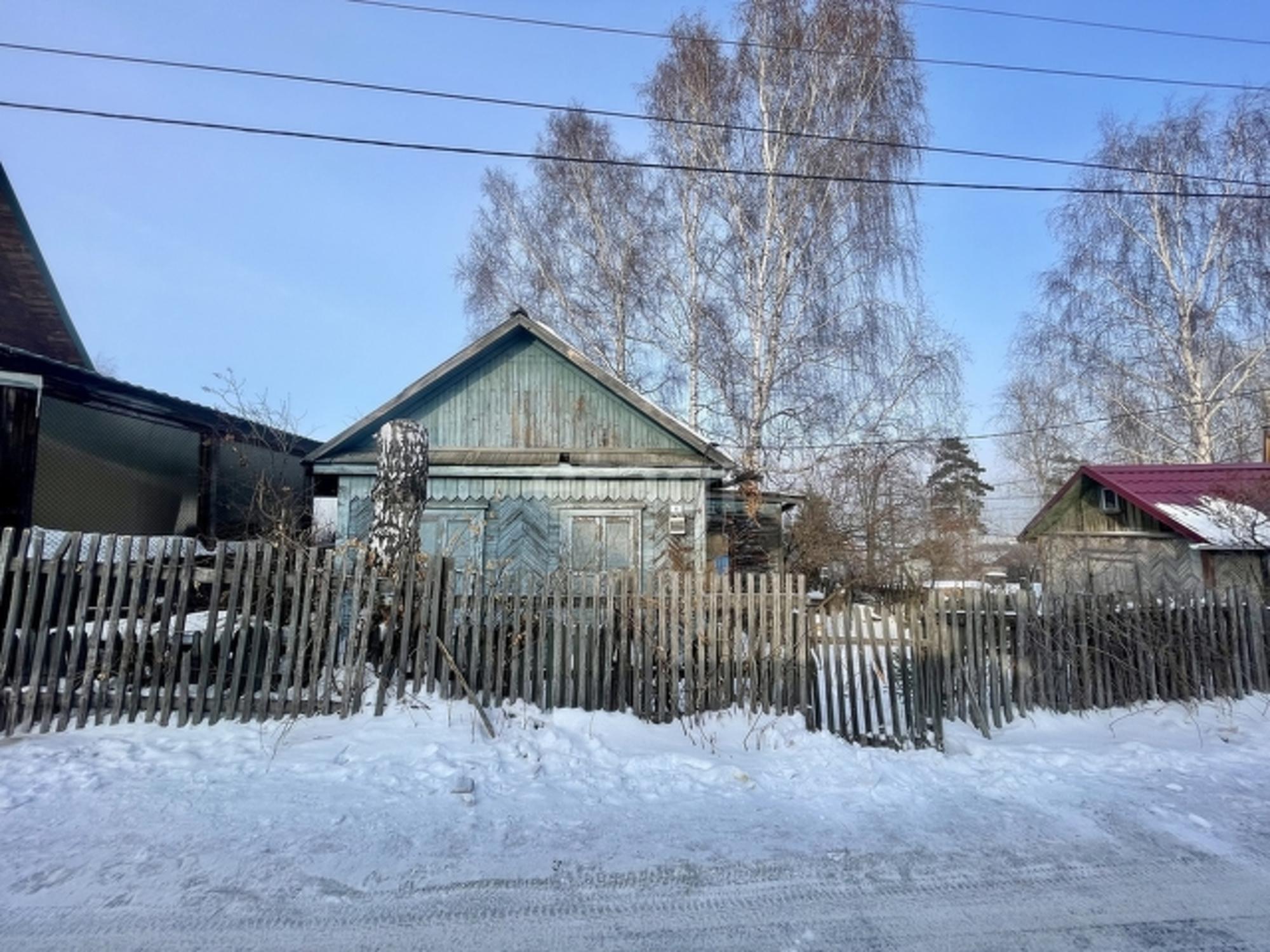 Купить дачу, дом, коттедж за 900 000 рублей на Array