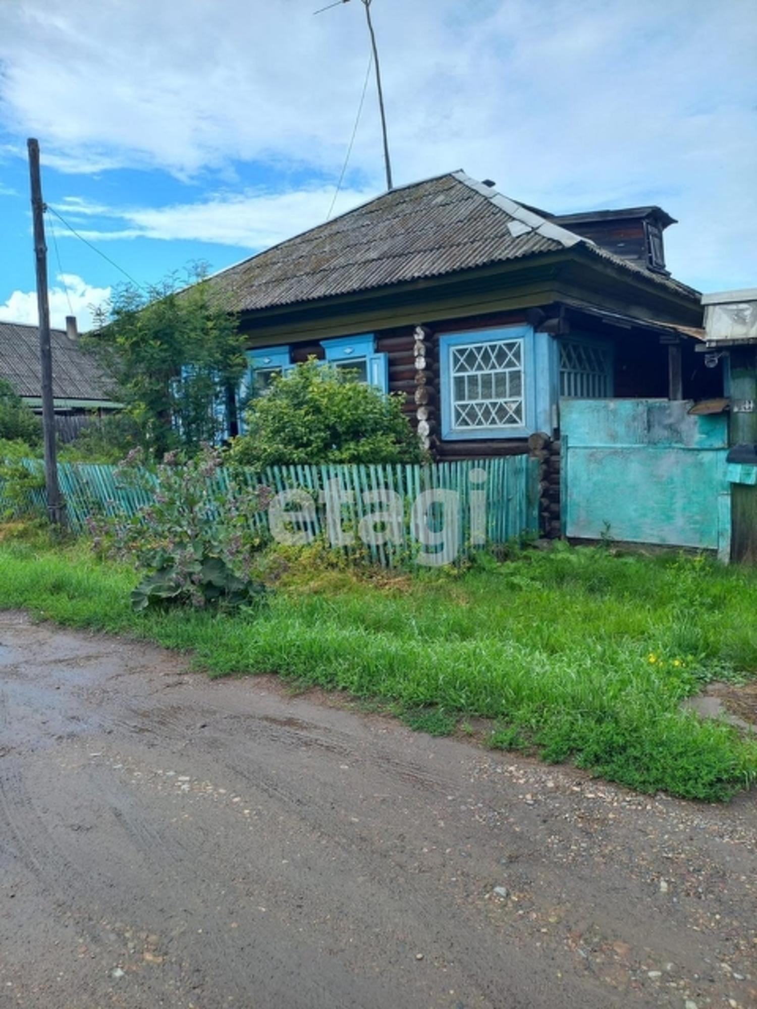 Купить дачу, дом, коттедж за 1 800 000 рублей на Array