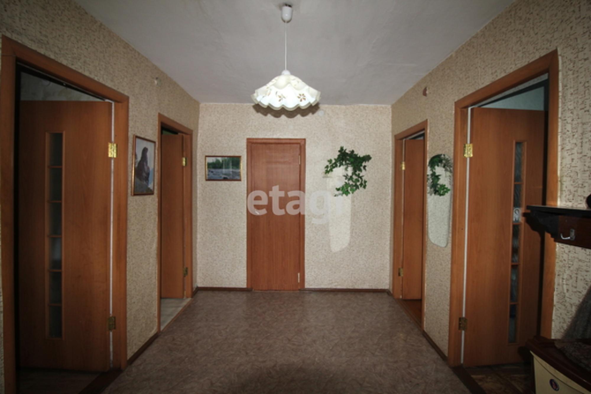 Купить дачу, дом, коттедж за 5 000 000 рублей на Array