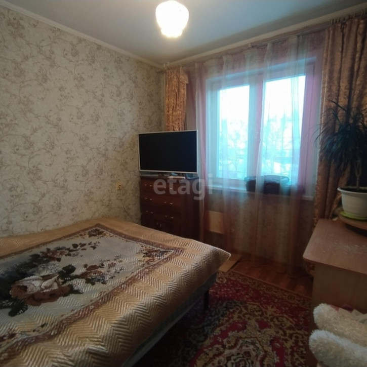 3-комн квартира улица Калинина