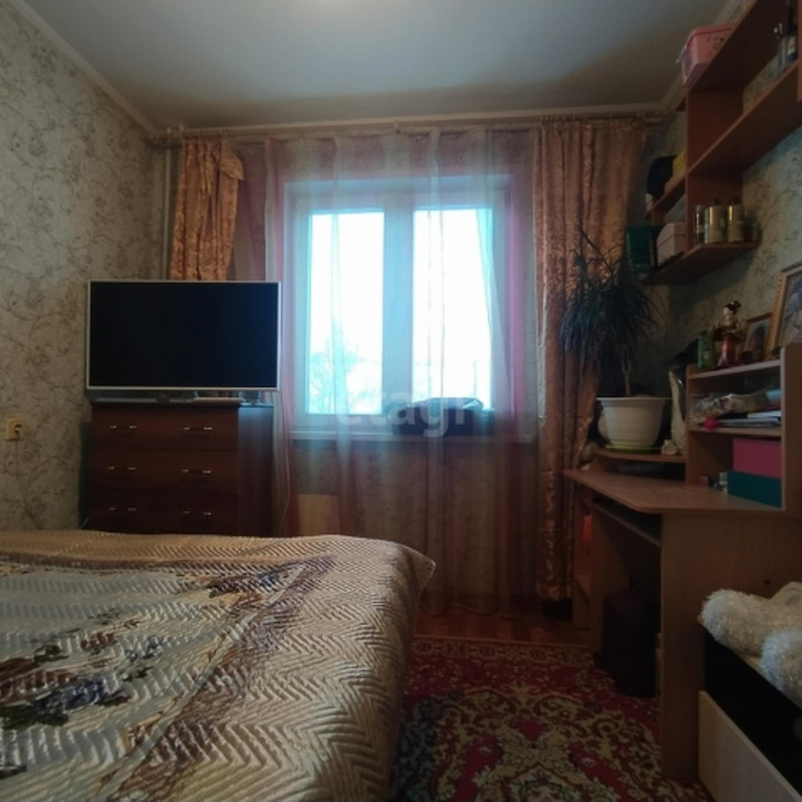 3-комн квартира улица Калинина