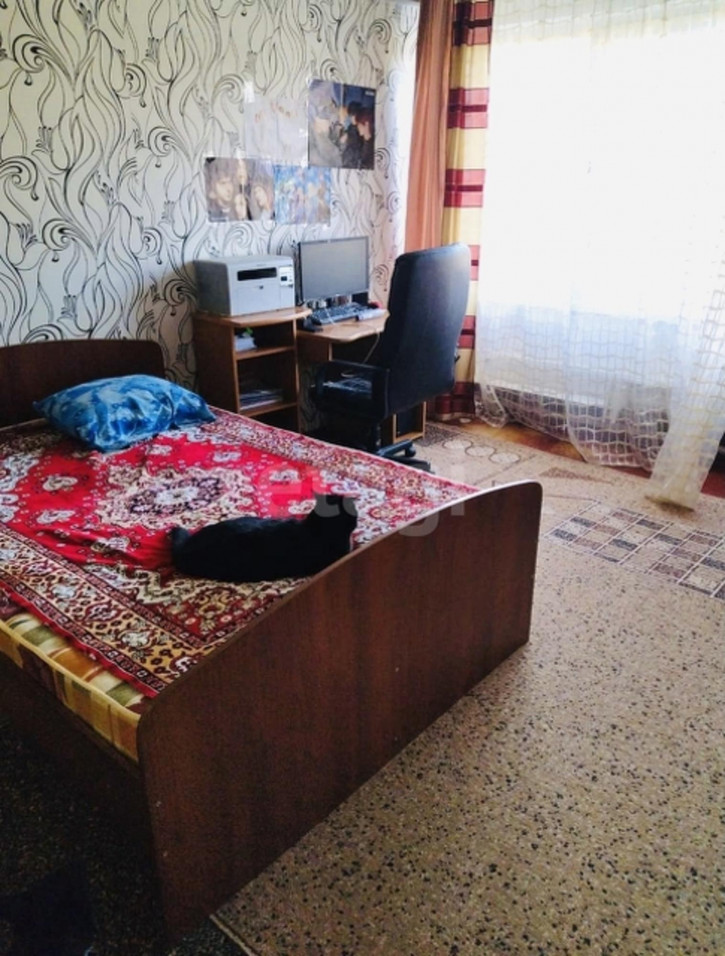 3-комн квартира улица Чкалова
