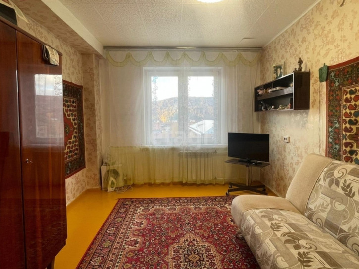 3-комн квартира улица Чкалова
