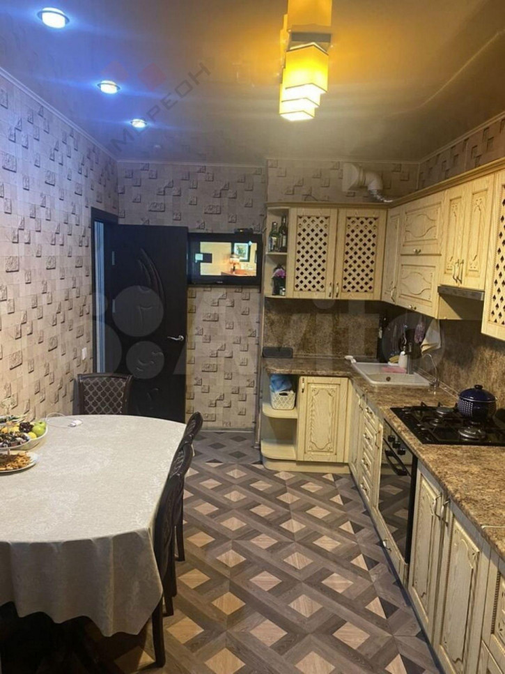 3-комн квартира Иркутско-Пинской Дивизии ул, 3/3