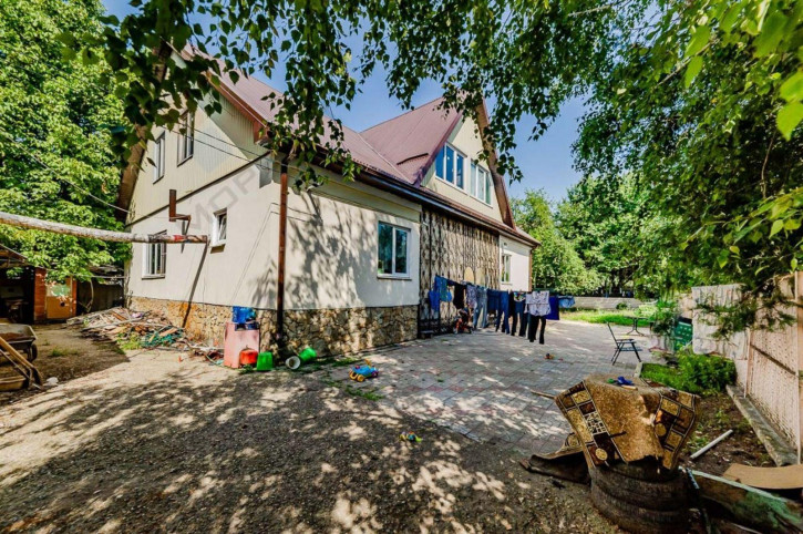 Коттедж/дом Парниковая ул, 1