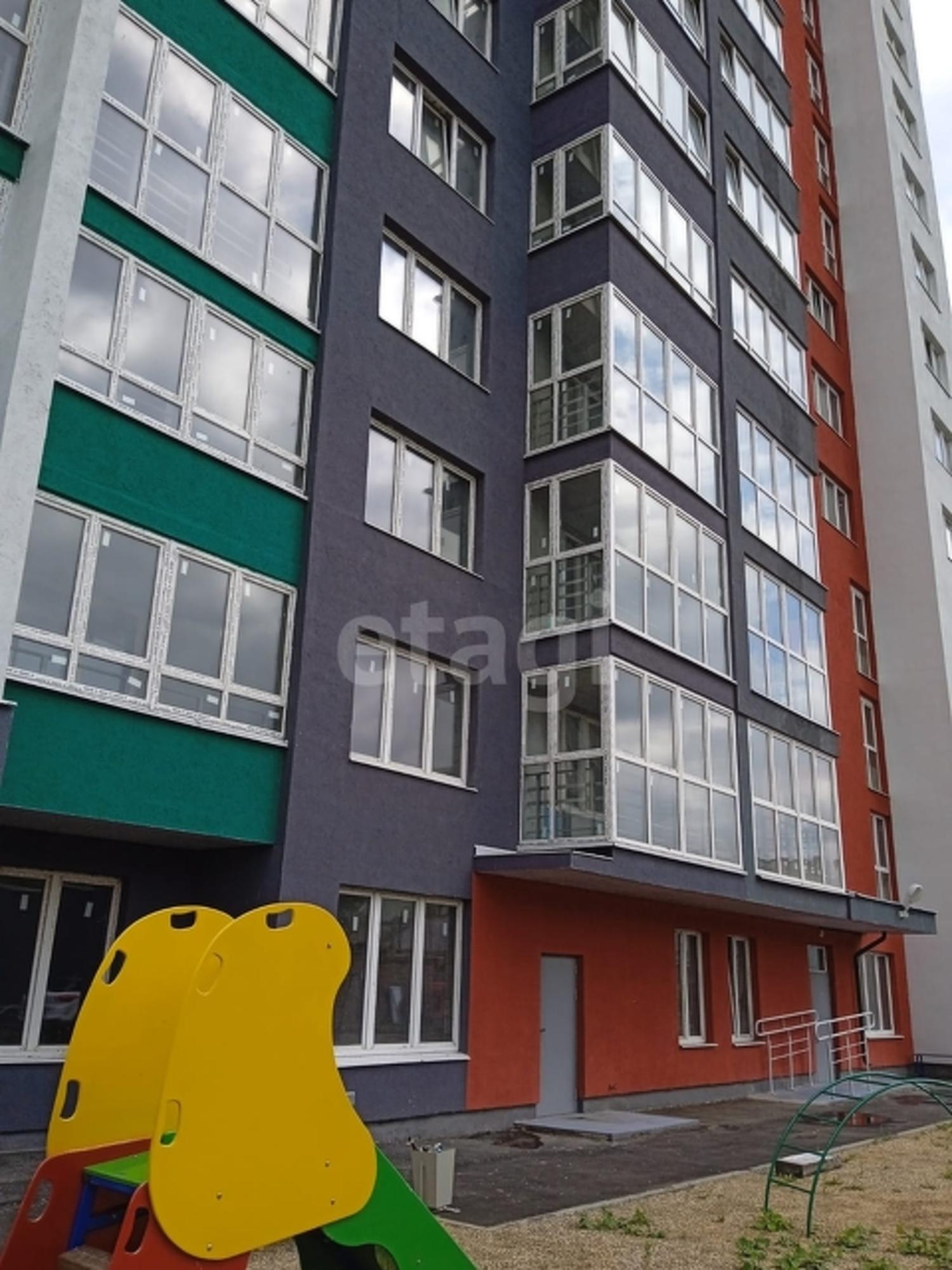 Купить квартиру за 4 182 000 рублей на Зелёная улица