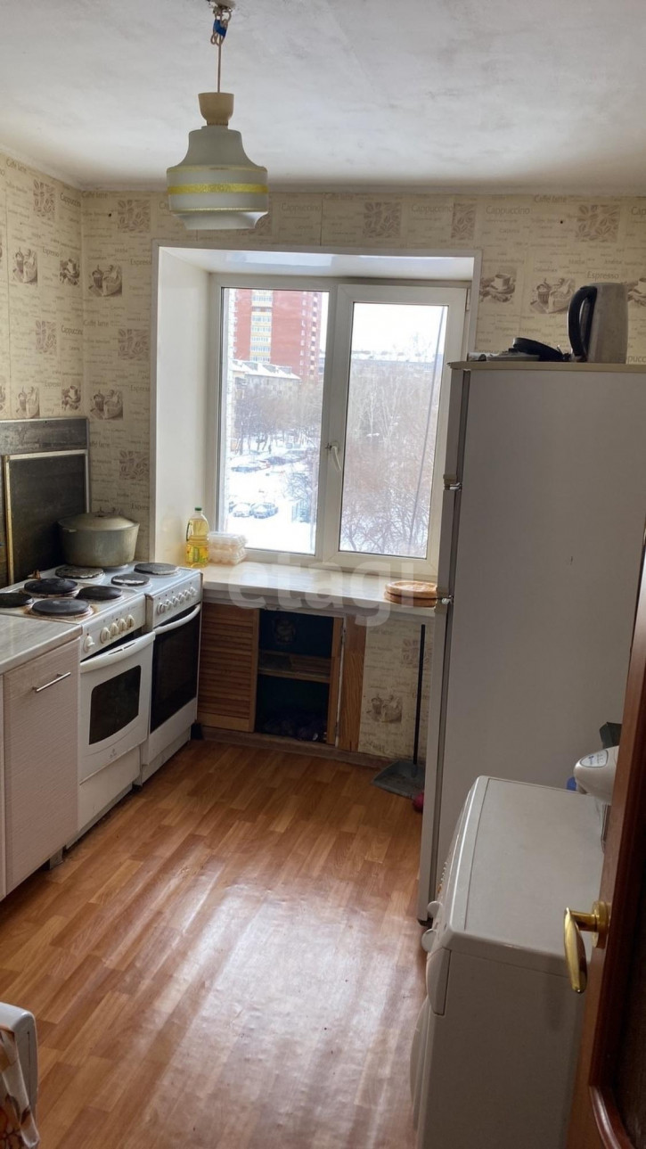 4-комн квартира Олимпийская, 36