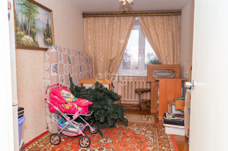 3-комн квартира улица Кузнецова