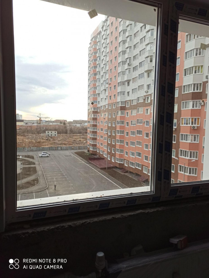 2-комн квартира в новом доме улица Фронтовиков, 8/3
