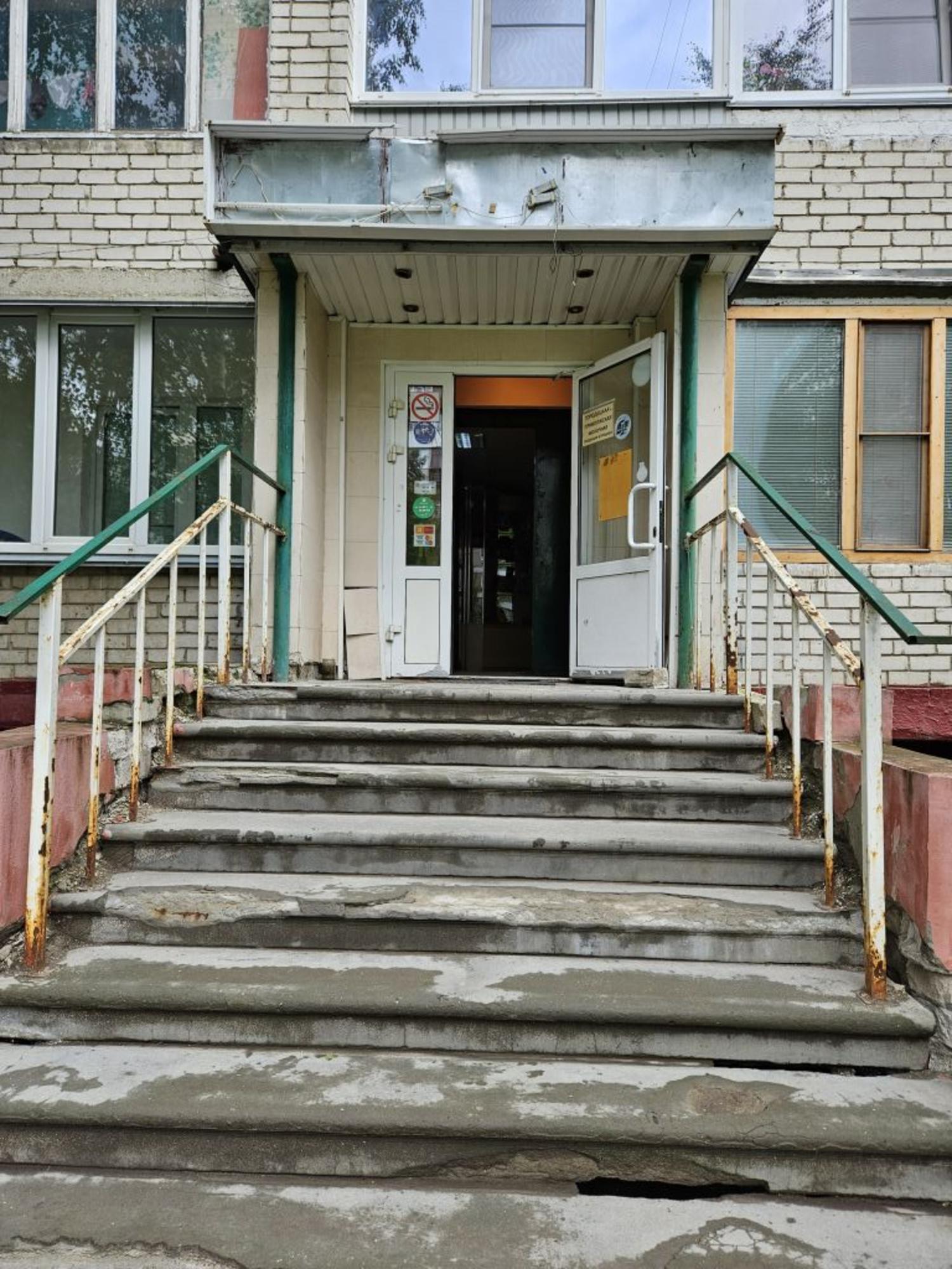 Купить торговое помещение за 12 750 000 рублей на Строкина ул, 15