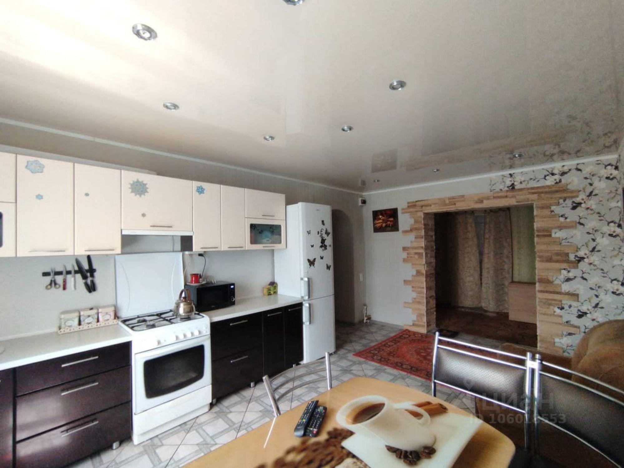 Купить дачу, дом, коттедж за 3 900 000 рублей на улица Калинина, 16