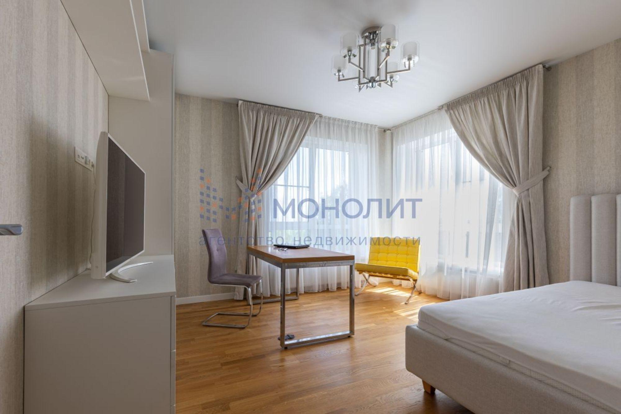 Купить дачу, дом, коттедж за 24 900 000 рублей на Столбищенская ул, 2