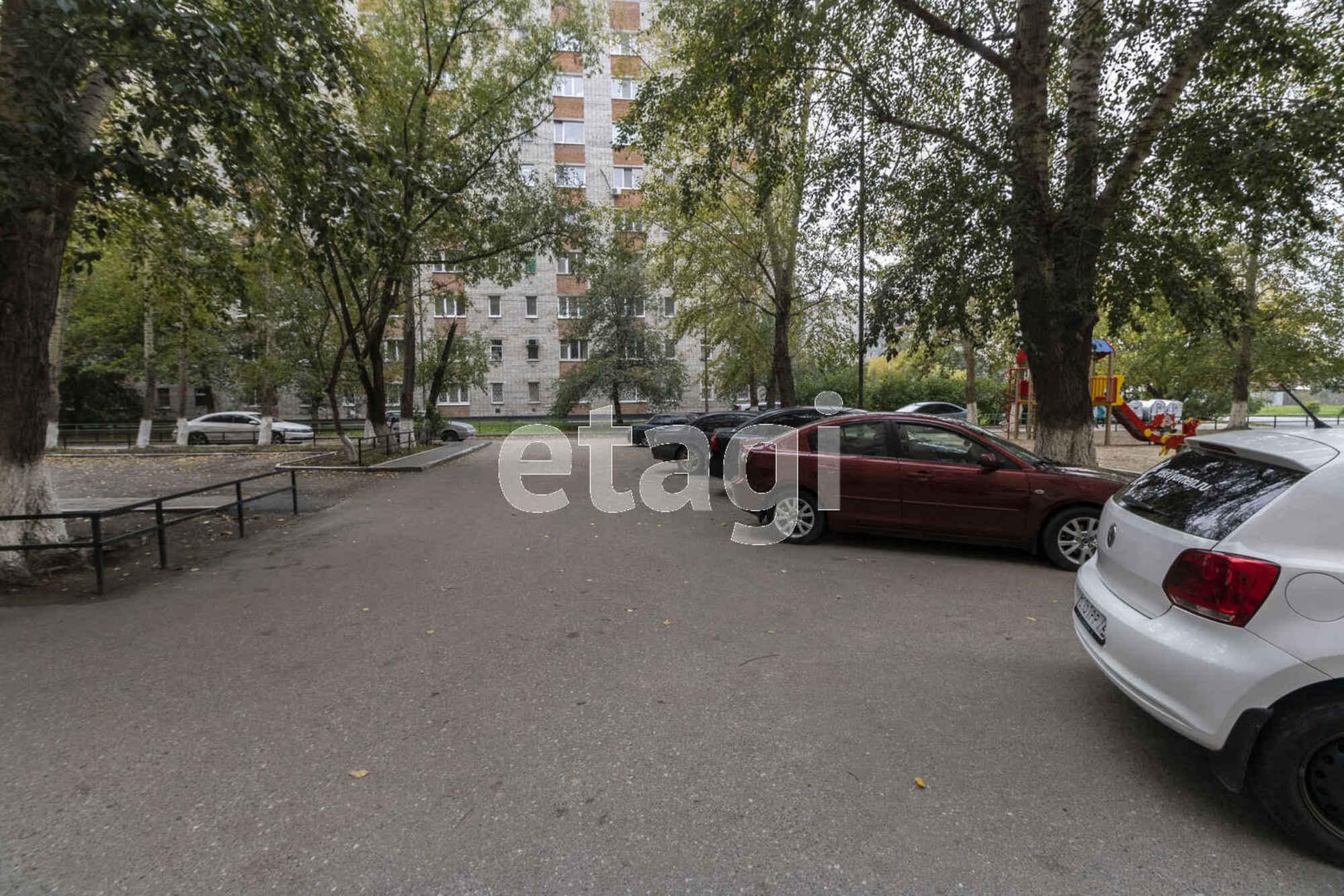Купить квартиру за 2 600 000 рублей на Ватутина, 14