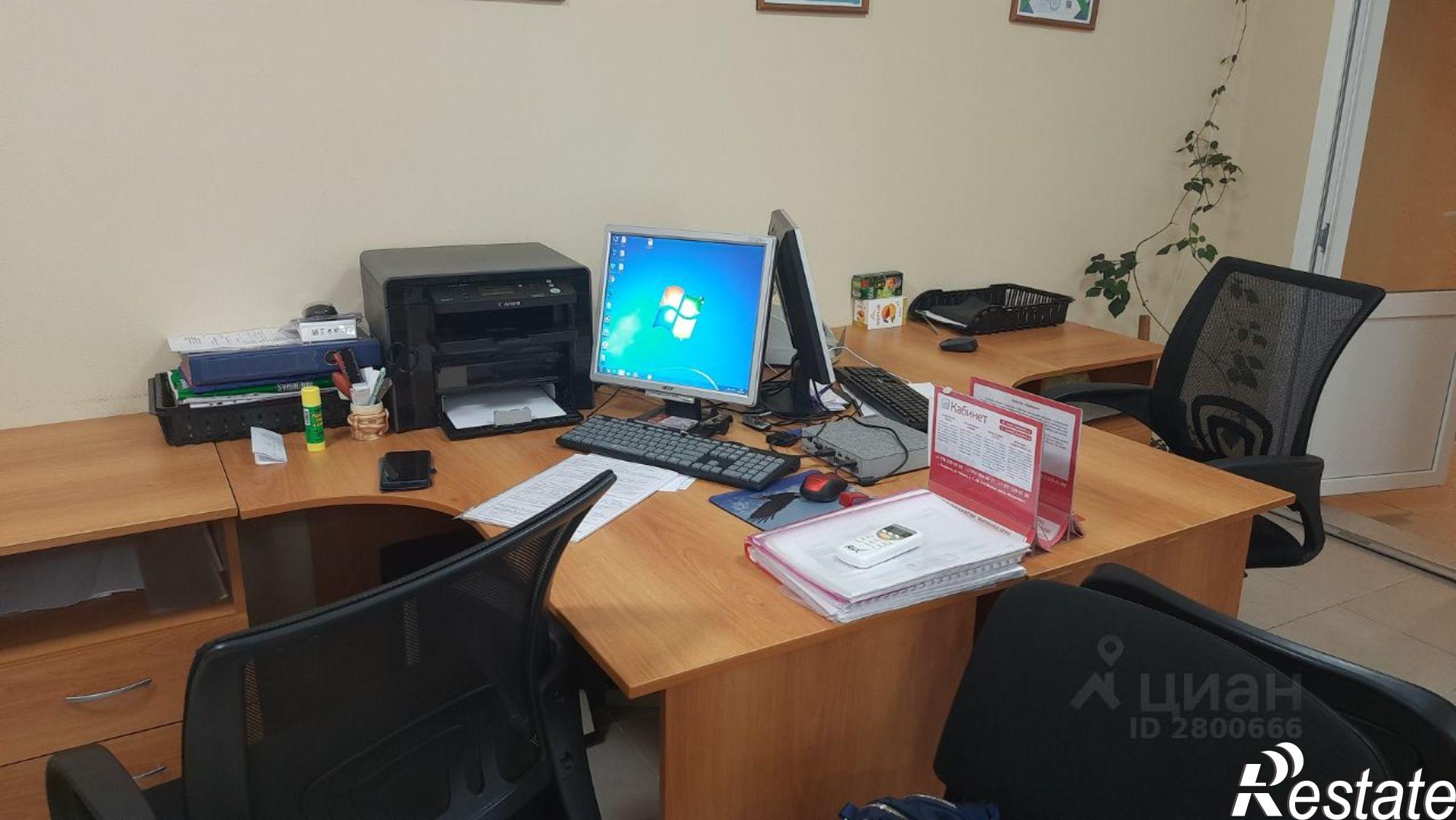 Сдать офис, помещение под офис за 10 000 рублей на улица Десантников, 10