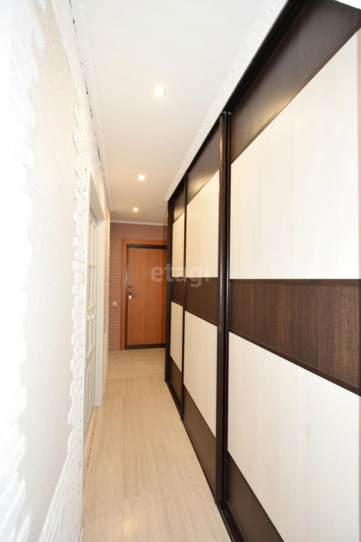 3-комн квартира Домостроителей, 4