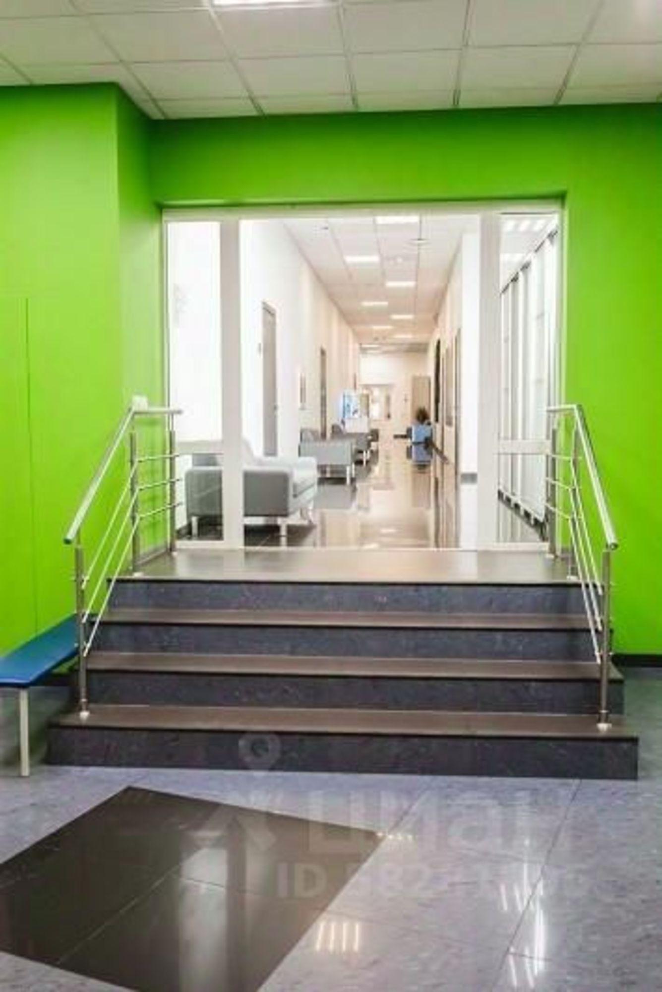 Сдать офис, помещение под офис за 130 000 рублей на улица Танкистов, 37