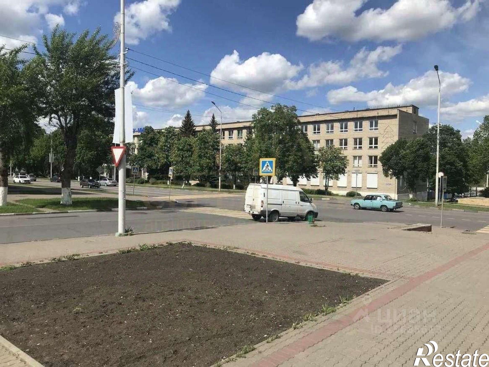 Купить торговое помещение за 17 500 200 рублей на улица Чайковского, 1