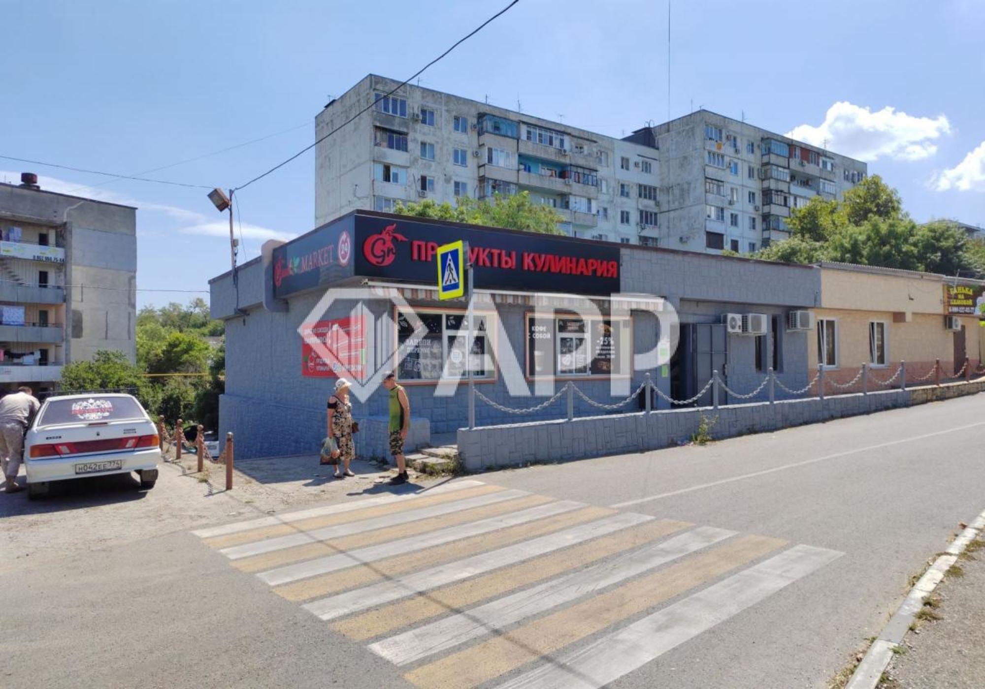 Купить торговое помещение за 22 000 000 рублей на ул Камская, 11