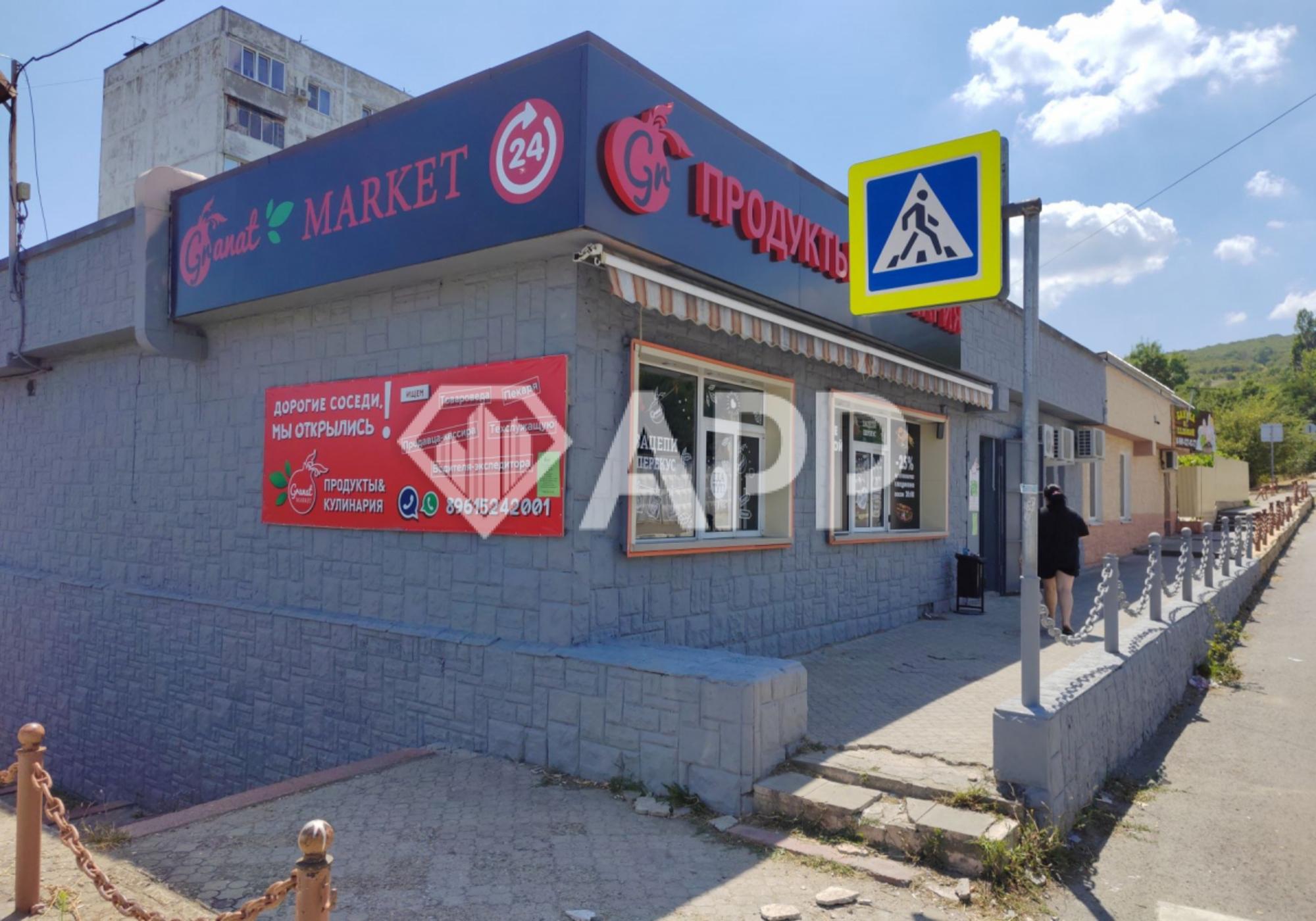 Купить торговое помещение за 22 000 000 рублей на ул Камская, 11
