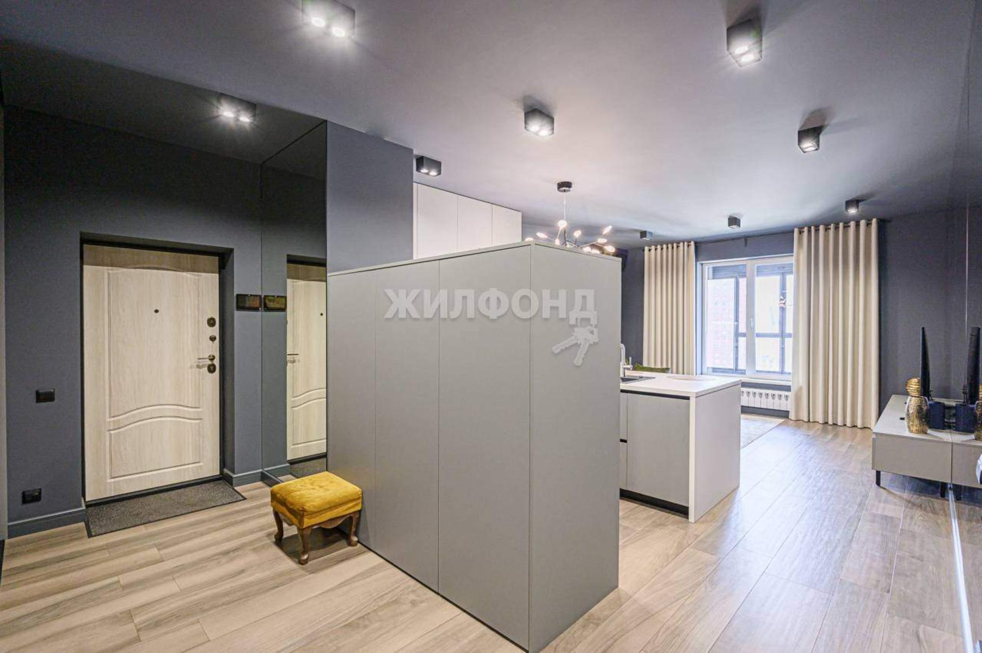 Купить студию за 29 990 000 рублей на Кирова улица, д.32