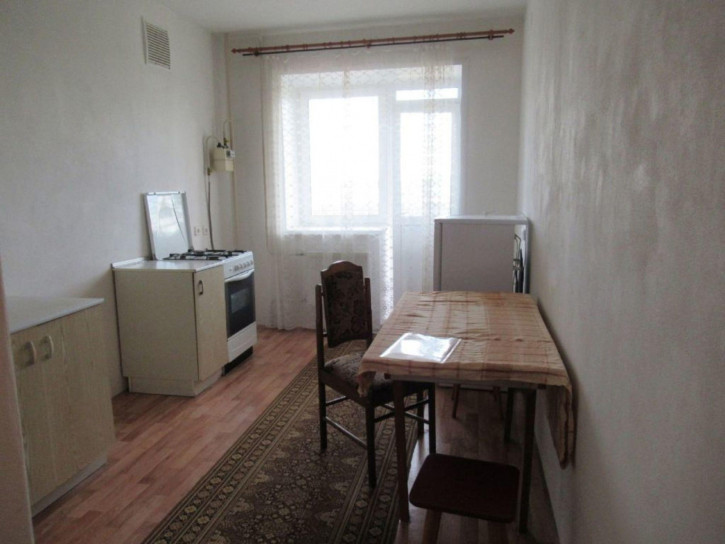 1-комн квартира Славная ул, 12