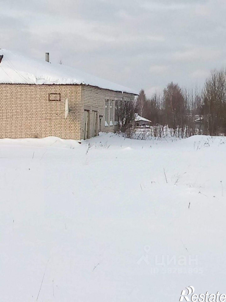 Производственное помещение Барятинский район, деревня Шемелинки, Центральная улица, 2