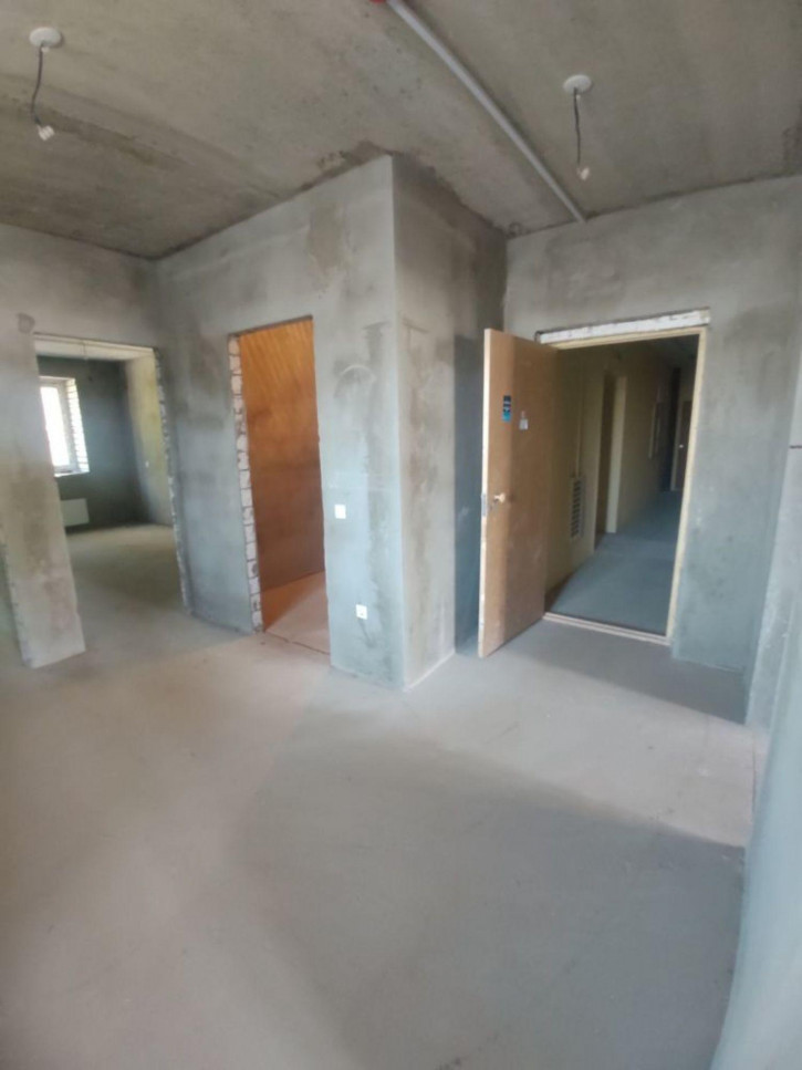 3-комн квартира в новом доме Парижской Коммуны ул, 55