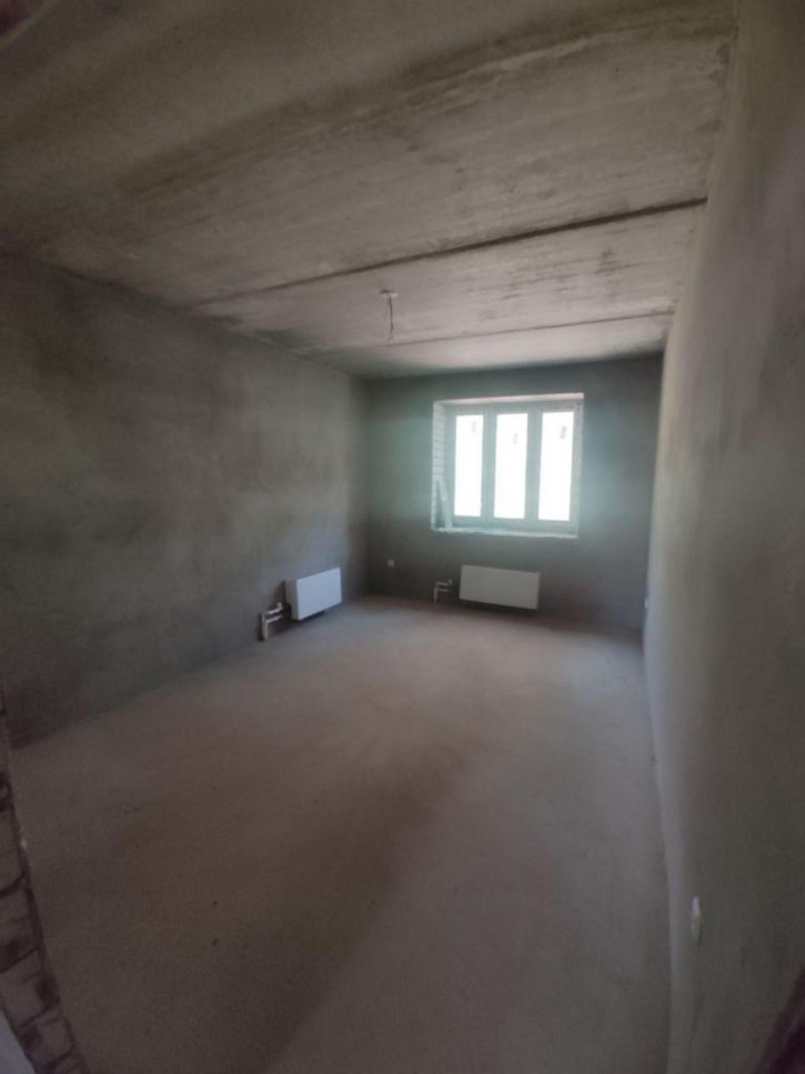 3-комн квартира в новом доме Парижской Коммуны ул, 55