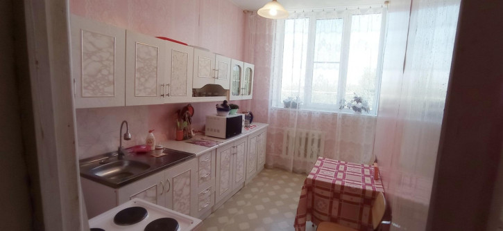 4-комн квартира Авиационная улица, 7