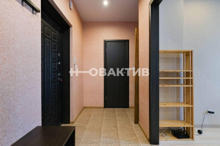 1-комн квартира г Новосибирск, ул Обская 82