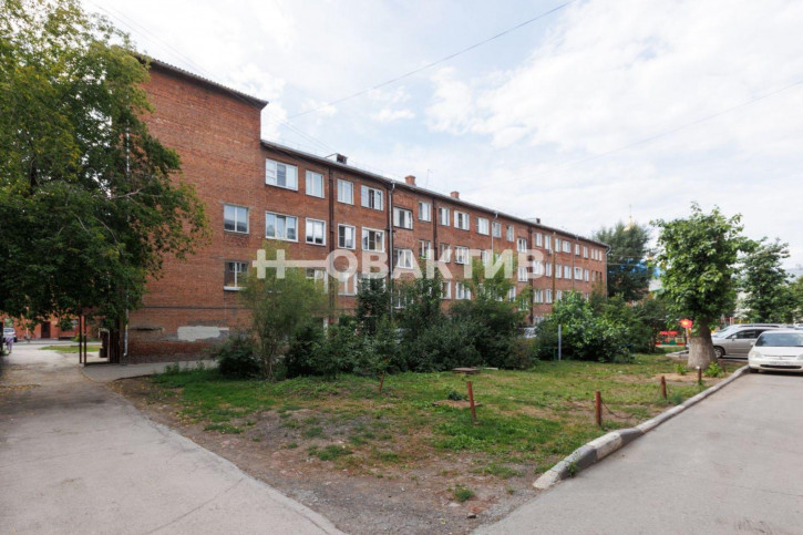 Комната переулок 1-й Пархоменко, 8